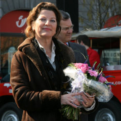 Beeldhouwster Carla Kamphuis-Meijer.